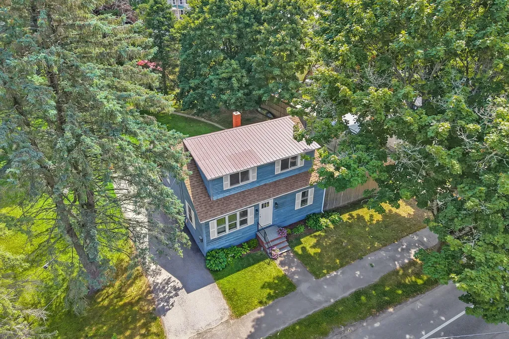 385 Essex Street Bangor ME 04401