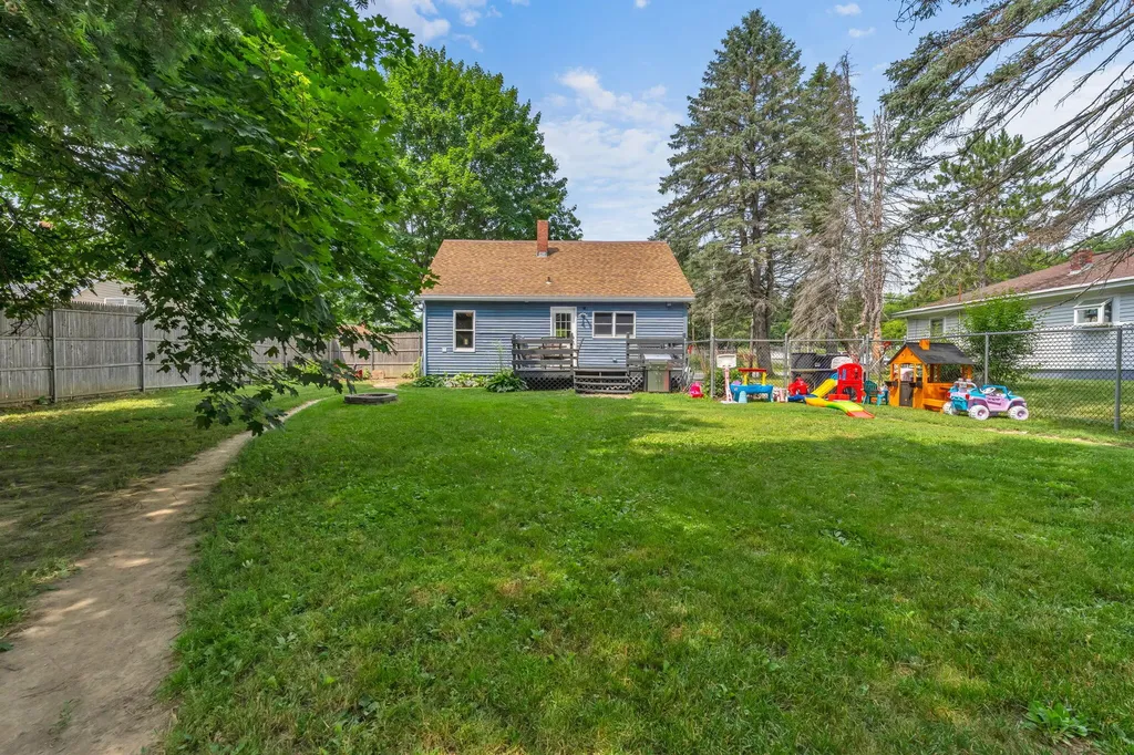 385 Essex Street Bangor ME 04401