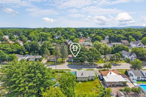 385 Essex Street Bangor ME 04401