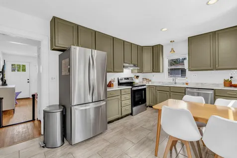 385 Essex Street Bangor ME 04401