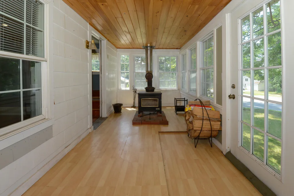 341 E Main Street Fryeburg ME 04037