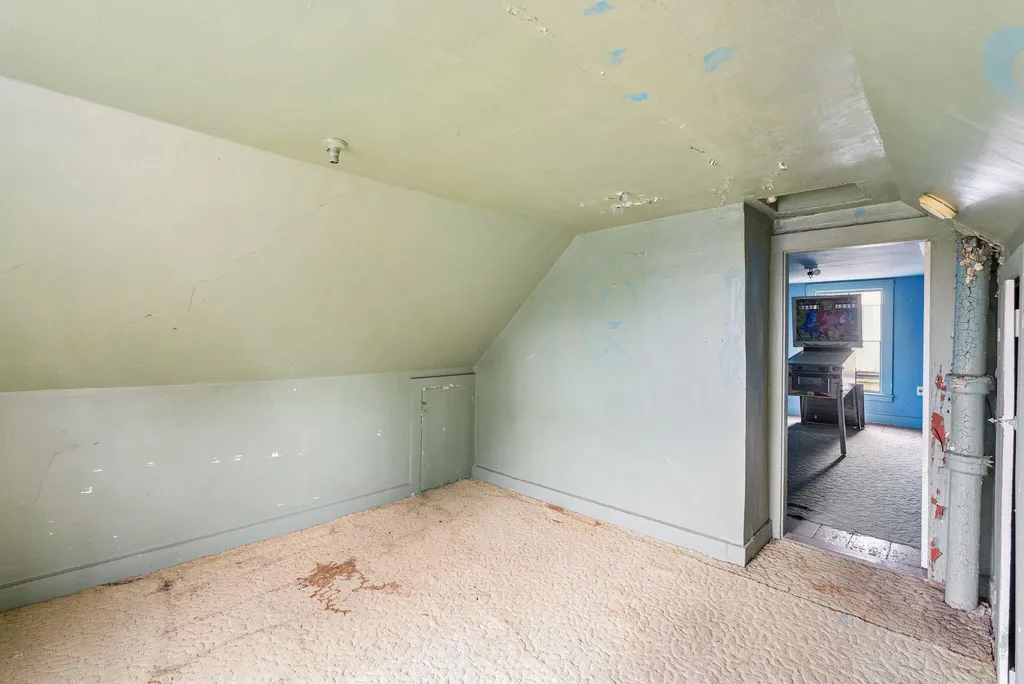 8 Vigue Street Waterville ME 04901
