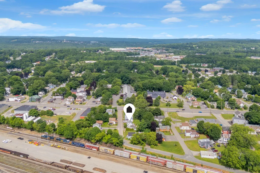 8 Vigue Street Waterville ME 04901