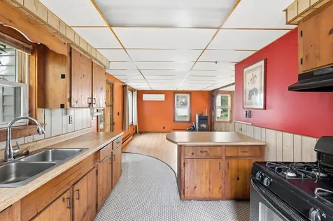8 Vigue Street Waterville ME 04901