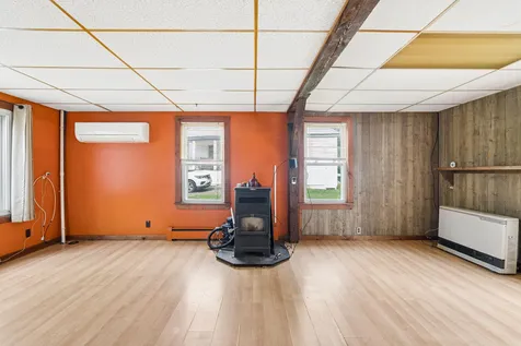 8 Vigue Street Waterville ME 04901