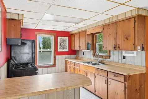 8 Vigue Street Waterville ME 04901