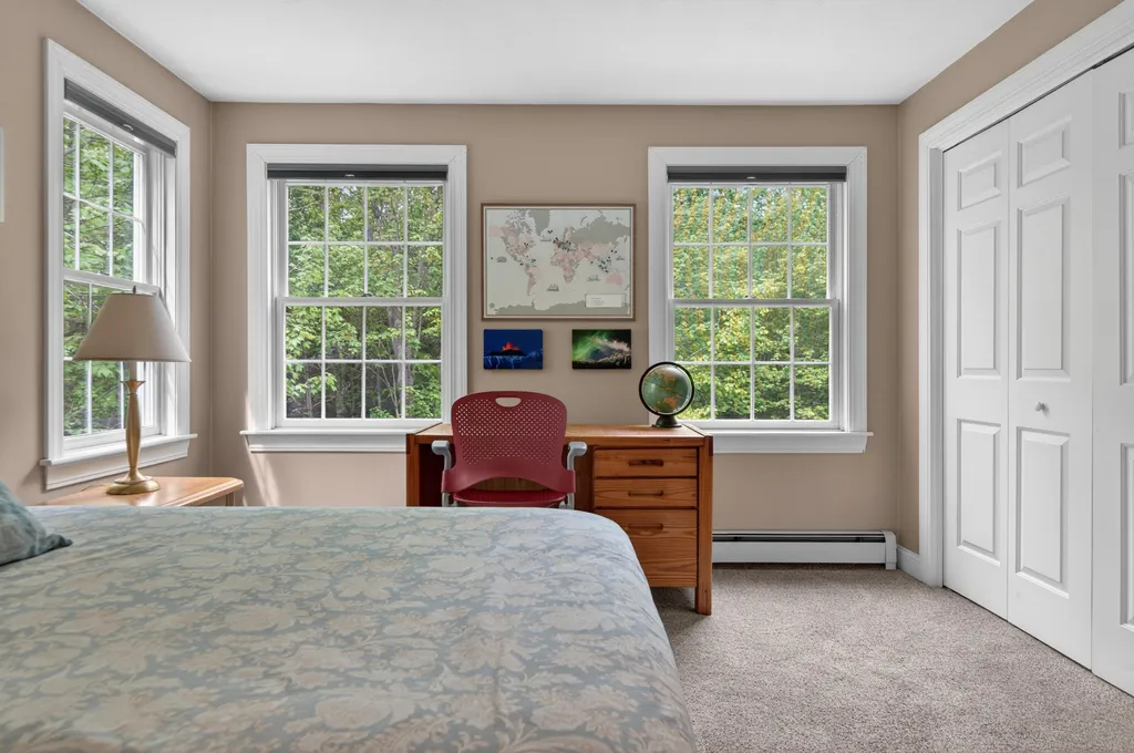 15 Bornheimer Place Scarborough ME 04074