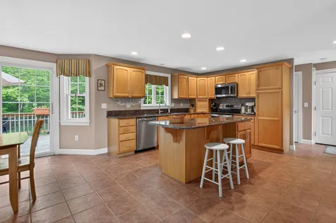 15 Bornheimer Place Scarborough ME 04074