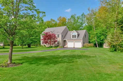 15 Bornheimer Place Scarborough ME 04074