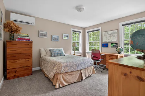 15 Bornheimer Place Scarborough ME 04074