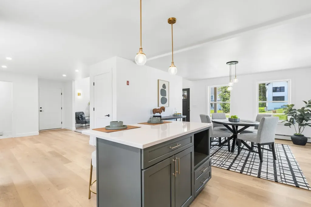 46 Woodbrey Lane Standish ME 04084