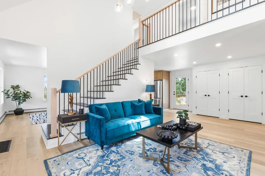 46 Woodbrey Lane Standish ME 04084