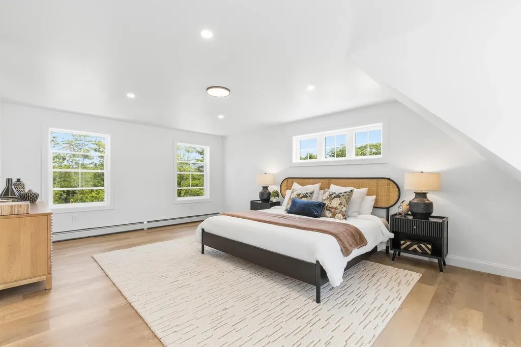 46 Woodbrey Lane Standish ME 04084