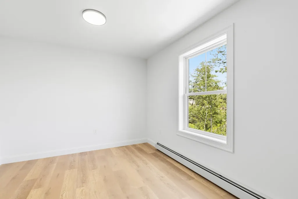 46 Woodbrey Lane Standish ME 04084