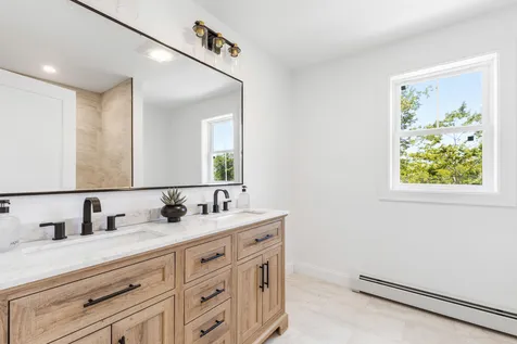 46 Woodbrey Lane Standish ME 04084