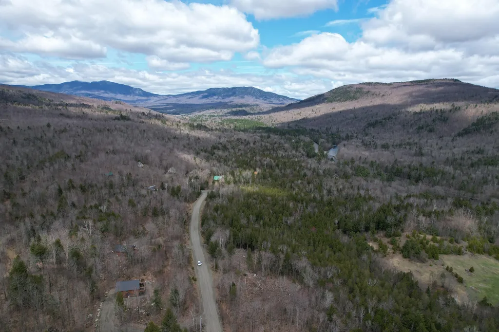 1007 Apres Way Carrabassett Valley ME 04947