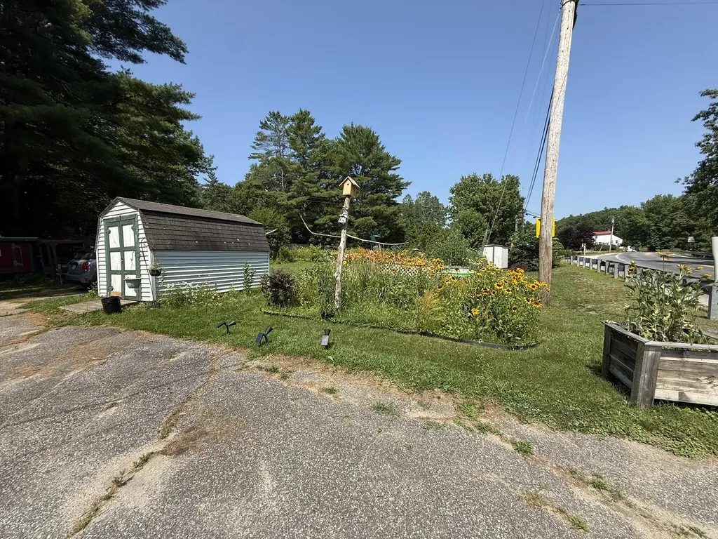 1777 Riverside Drive Auburn ME 04210