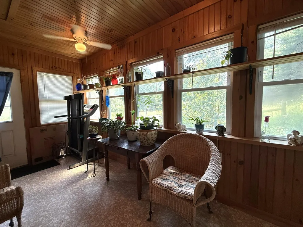 1777 Riverside Drive Auburn ME 04210
