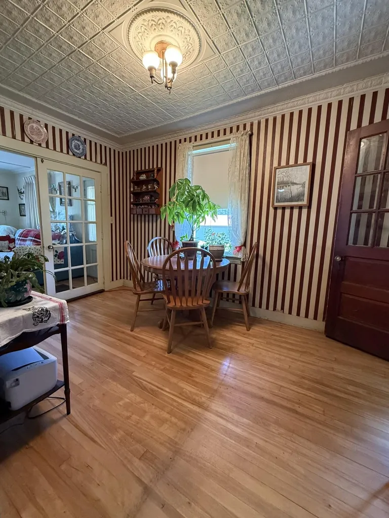 1777 Riverside Drive Auburn ME 04210
