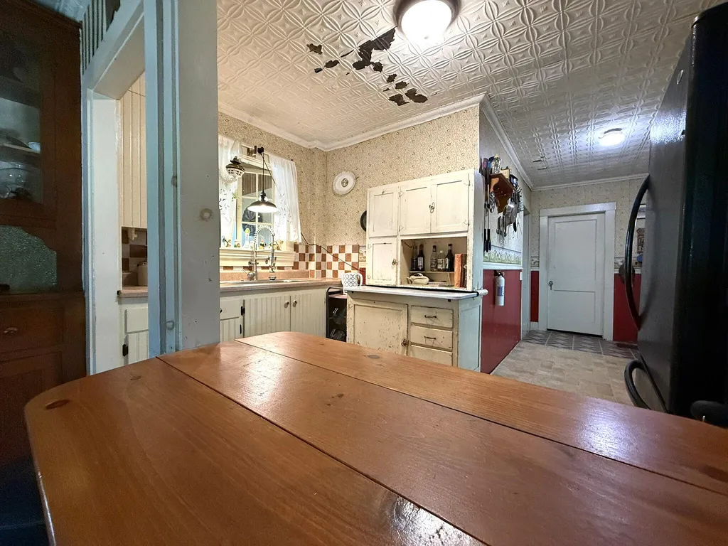 1777 Riverside Drive Auburn ME 04210