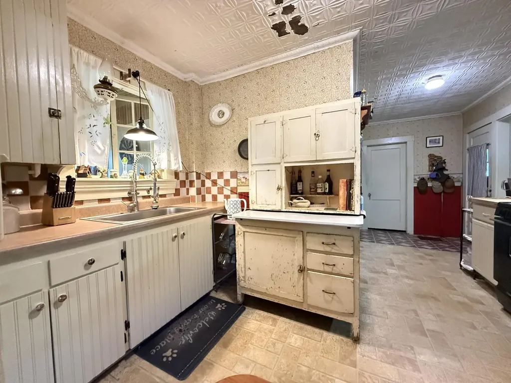 1777 Riverside Drive Auburn ME 04210