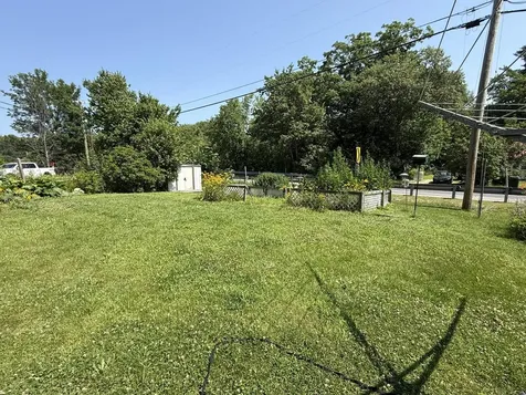 1777 Riverside Drive Auburn ME 04210