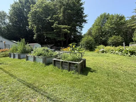 1777 Riverside Drive Auburn ME 04210