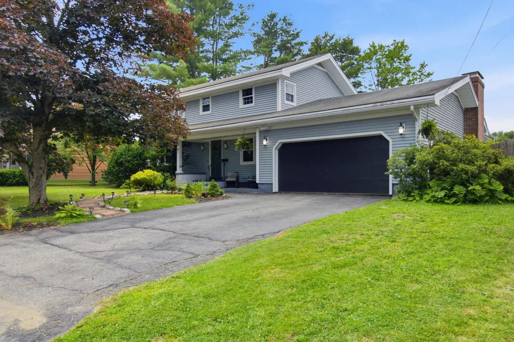 11 Novella Street Lewiston ME 04240