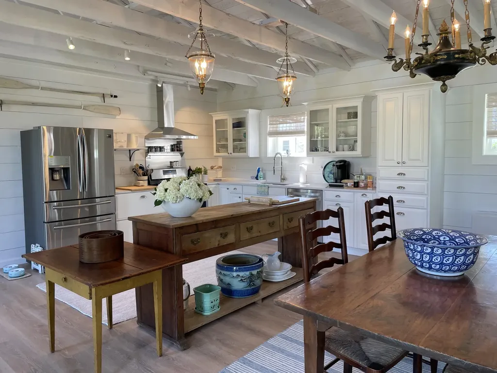 32 Murray Hill Road Boothbay ME 04544