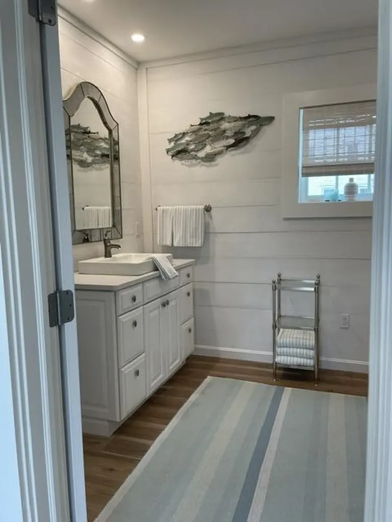 32 Murray Hill Road Boothbay ME 04544