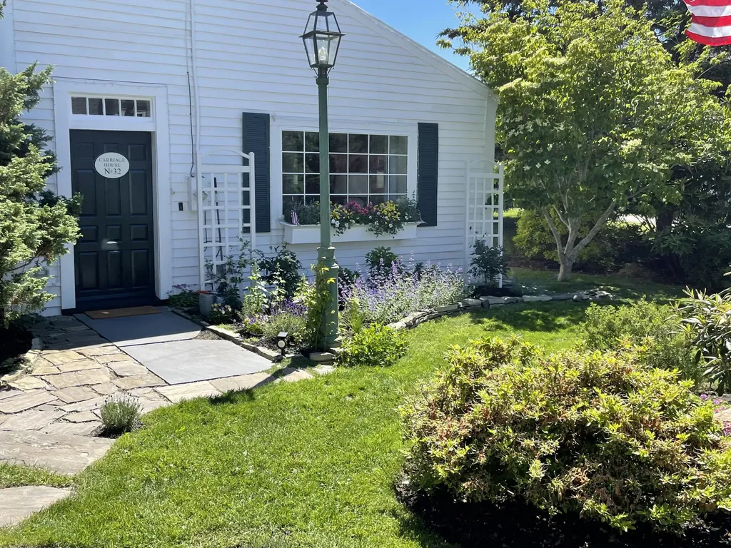 32 Murray Hill Road Boothbay ME 04544