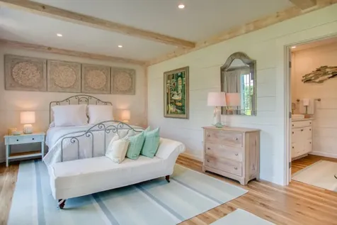 32 Murray Hill Road Boothbay ME 04544