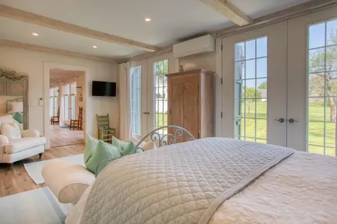 32 Murray Hill Road Boothbay ME 04544