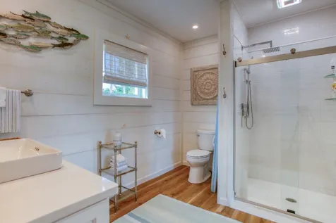32 Murray Hill Road Boothbay ME 04544