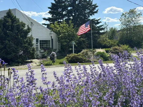 32 Murray Hill Road Boothbay ME 04544