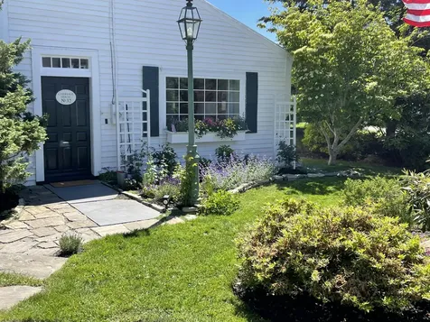 32 Murray Hill Road Boothbay ME 04544