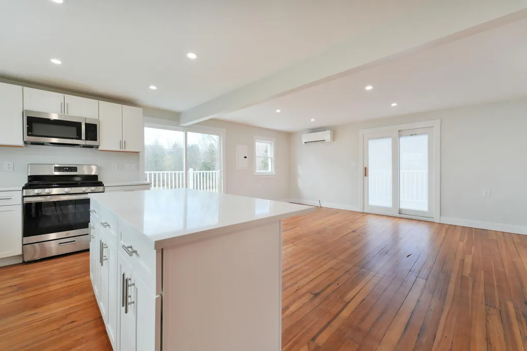 16-18 Ash Point Road Harpswell ME 04079