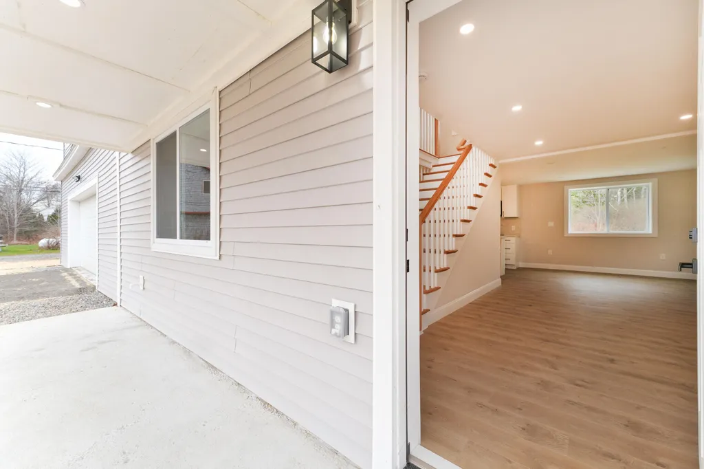 16-18 Ash Point Road Harpswell ME 04079