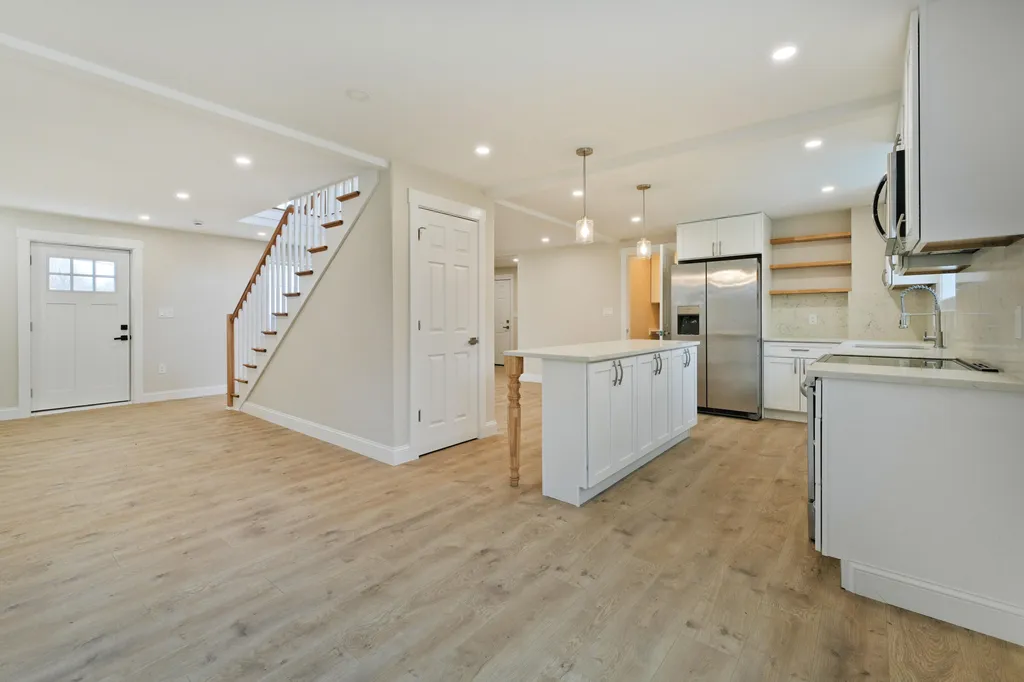 16-18 Ash Point Road Harpswell ME 04079