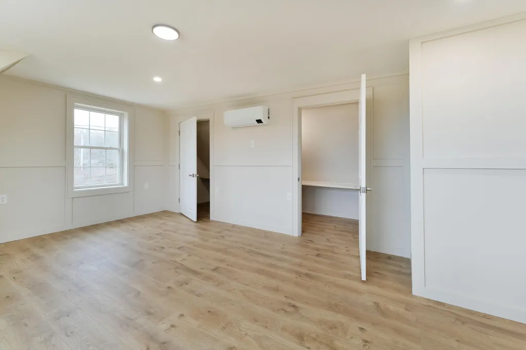 16-18 Ash Point Road Harpswell ME 04079