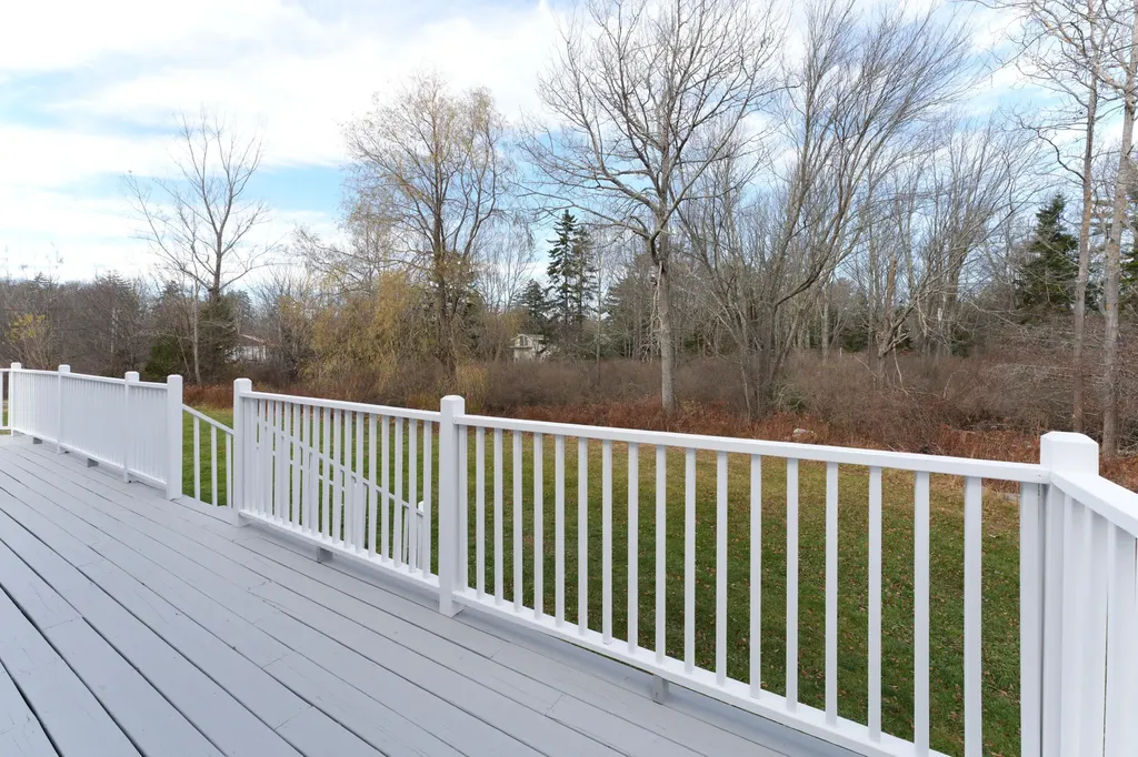 16-18 Ash Point Road Harpswell ME 04079