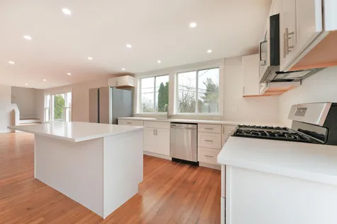 16-18 Ash Point Road Harpswell ME 04079