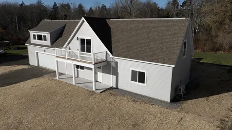 16-18 Ash Point Road Harpswell ME 04079
