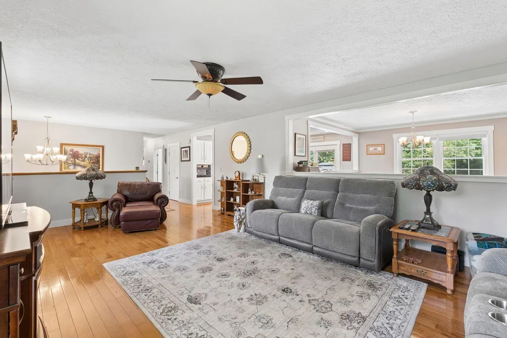 28 Edgecomb Road Lisbon ME 04252