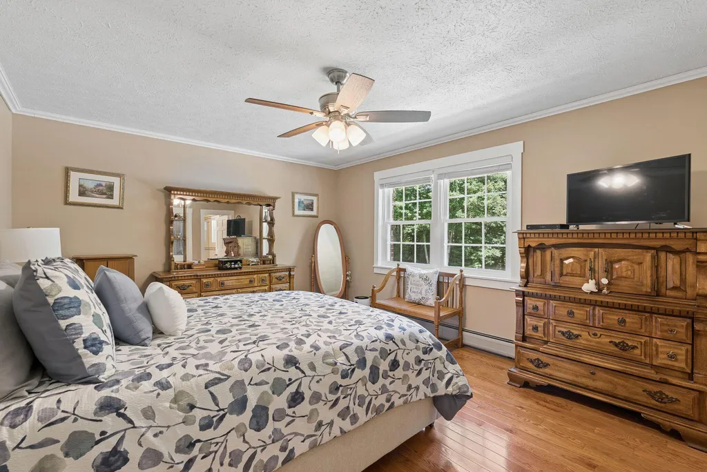 28 Edgecomb Road Lisbon ME 04252