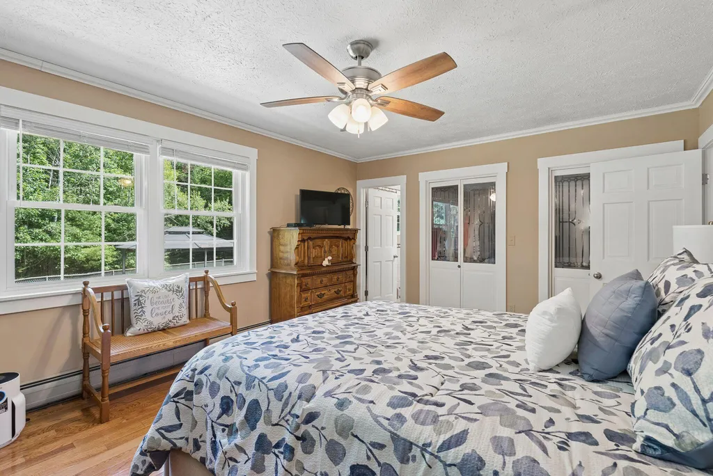 28 Edgecomb Road Lisbon ME 04252