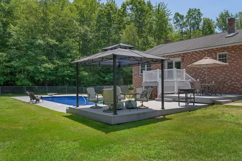 28 Edgecomb Road Lisbon ME 04252