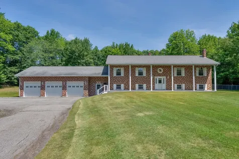28 Edgecomb Road Lisbon ME 04252