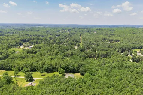 28 Edgecomb Road Lisbon ME 04252