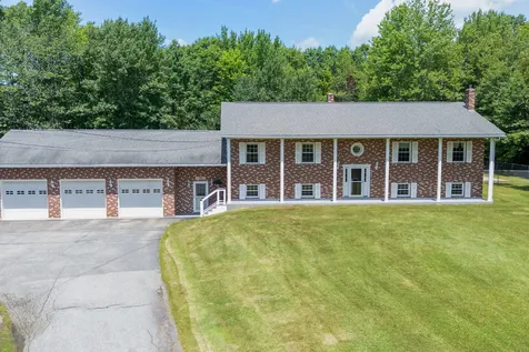 28 Edgecomb Road Lisbon ME 04252